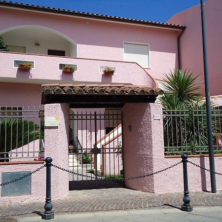 B&B L'Aurora Pula Extérieur photo