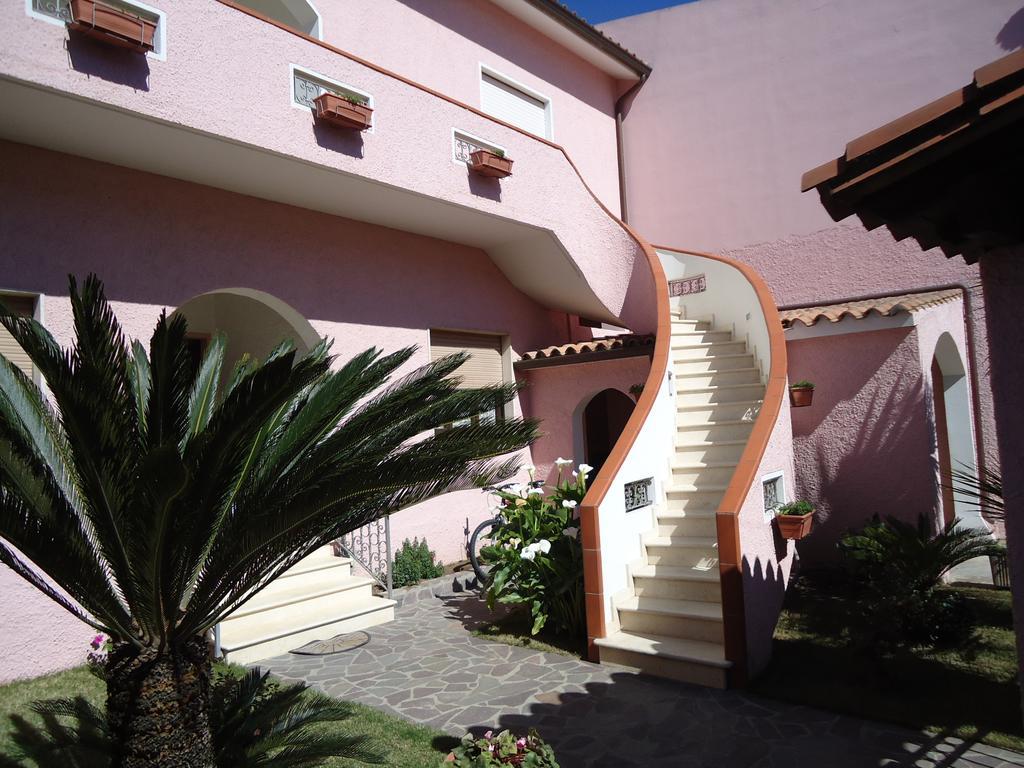 B&B L'Aurora Pula Extérieur photo